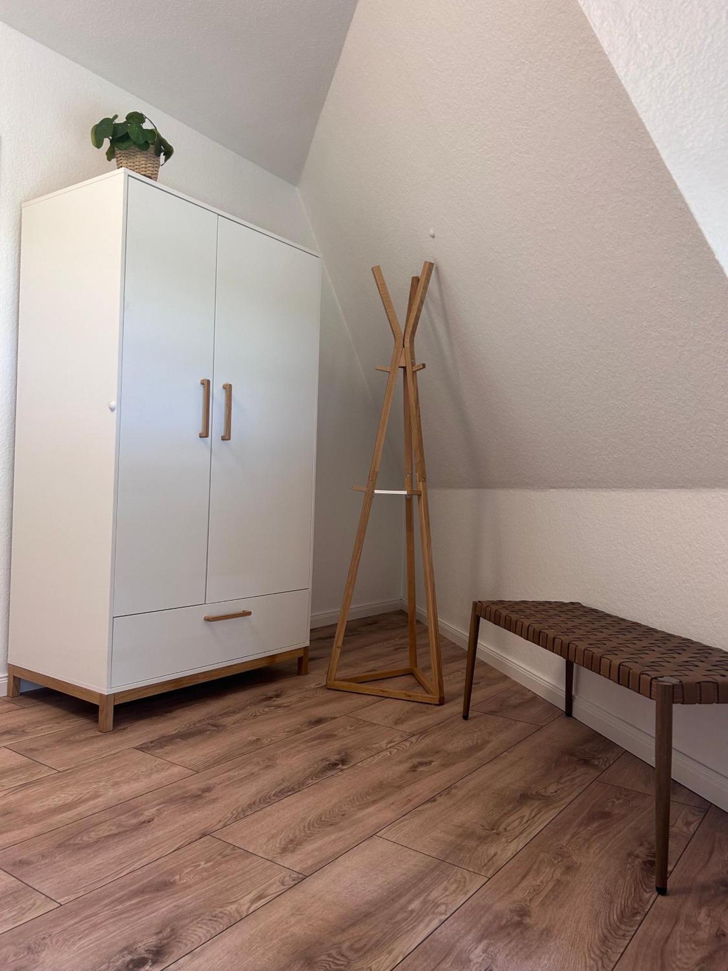 4 Wunderschoene Ferienwohnungen Im Kavaliershaus Schwerin  Extérieur photo